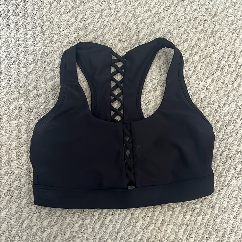 Soulcycle black sports bra. Size small